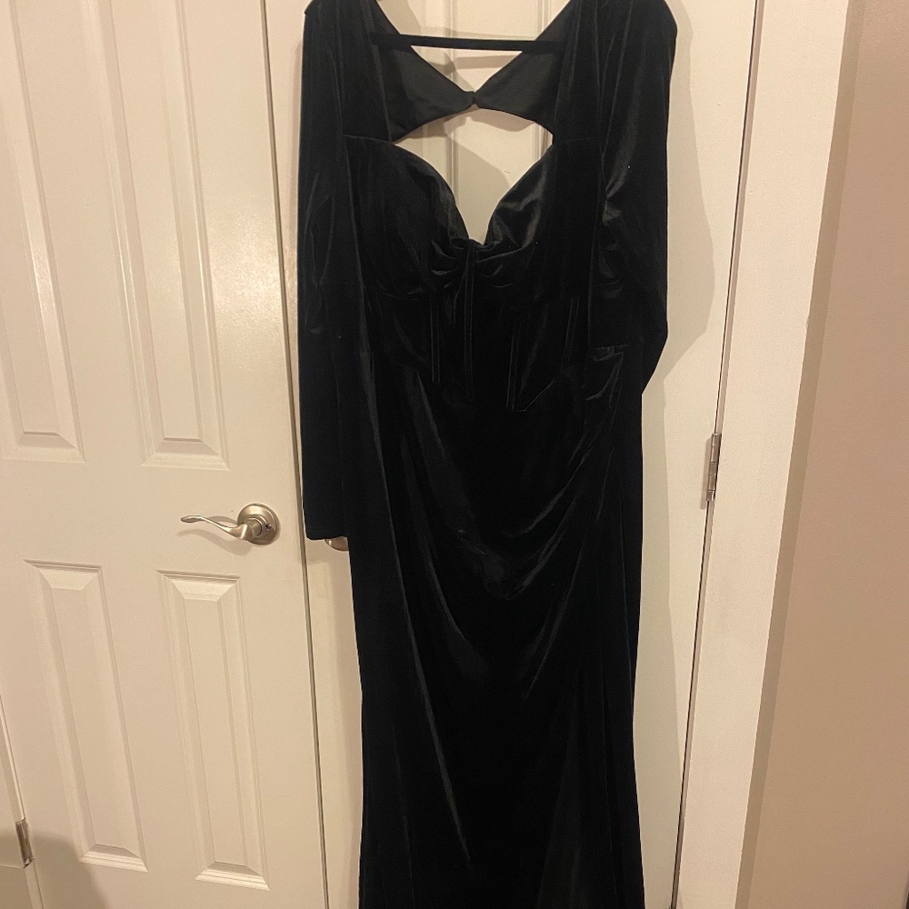 Velvet Black Long Formal Gown